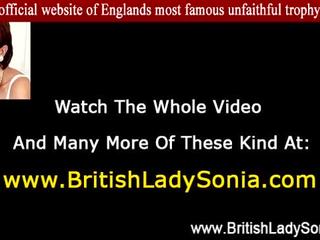 Brit ripened perempuan cabul muda wanita sonia