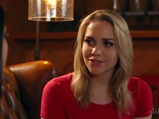 Girlsway - adriana chechik og mia malkova telepathy en mantis opprinnelse historie del three[via torchbrows