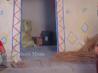 Bhaiya ne bhabhi ki blause utaar kae gand maari şubat 2017